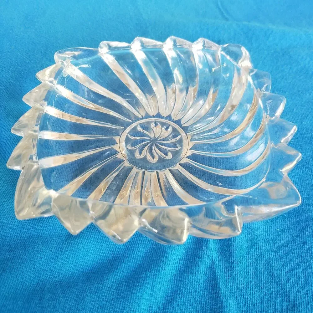 Vintage Clear Glass Swirl Ashtray Sawtooth Edge Floral Center Trinket Dish 5.5